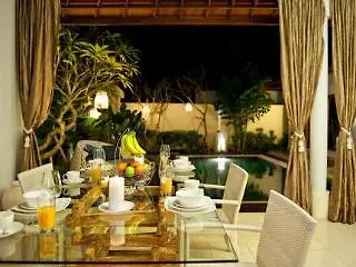4S Villas At Seminyak Square Indonesien