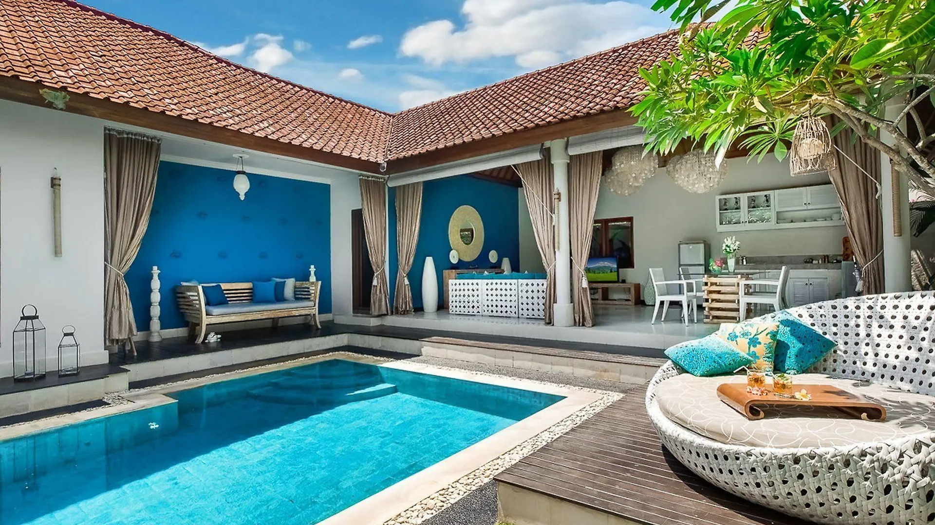 4S Villas At Seminyak Square