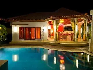 4S Villas At Seminyak Square 0*,