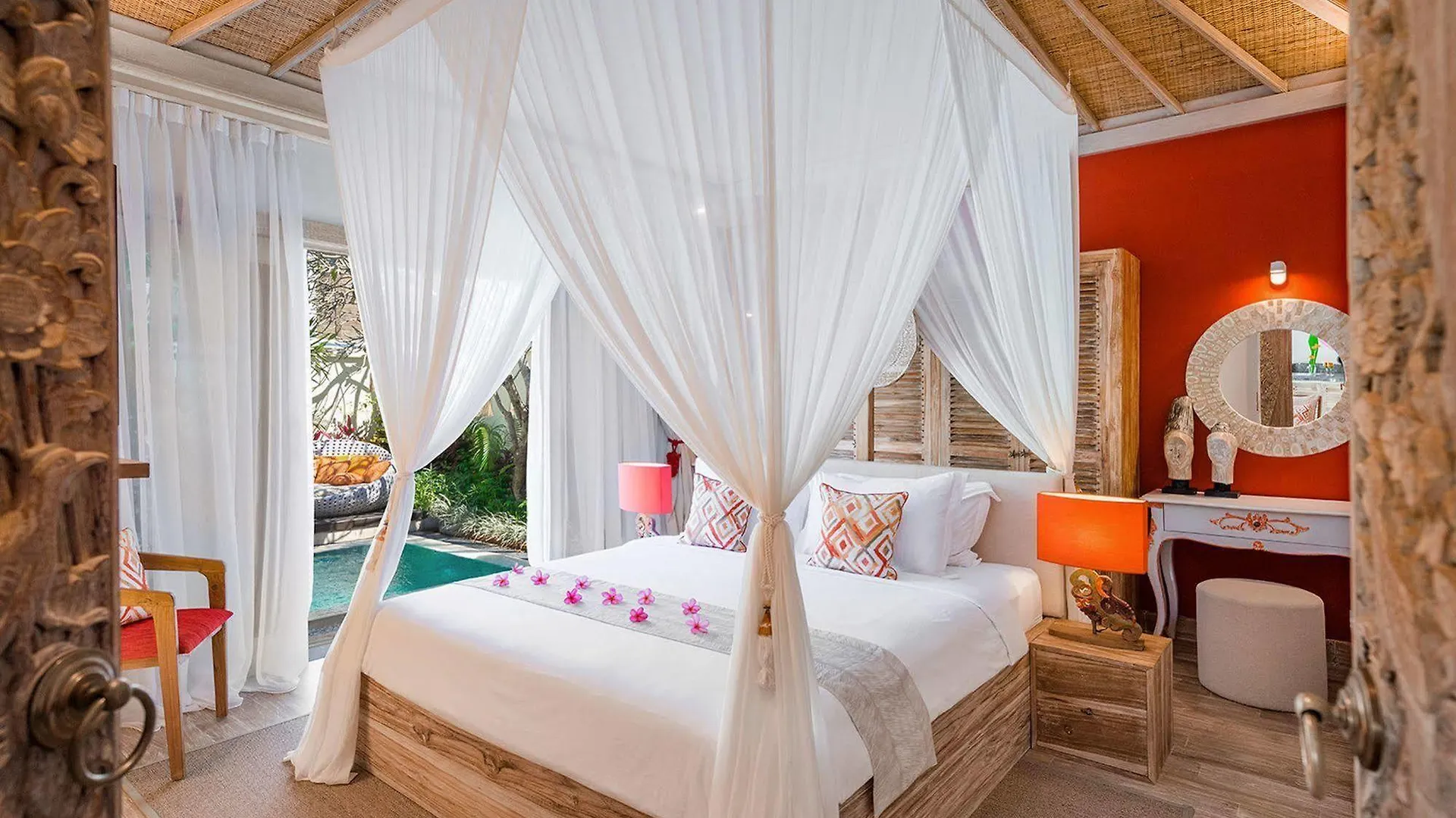 4S Villas At Seminyak Square